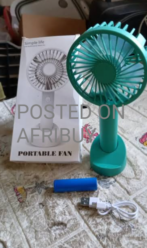 Portable hand fan