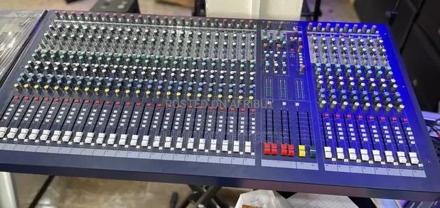 24 Channel Audio Mixer